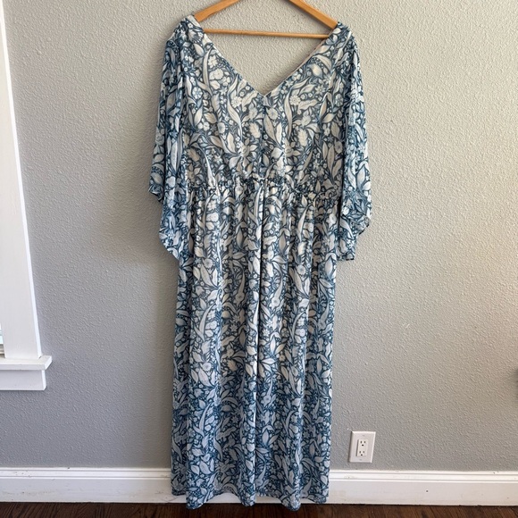 Lane Bryant Boho Blue and White Flutter Sleeve Maxi Dress Size 18/20 - Picture 3 of 10